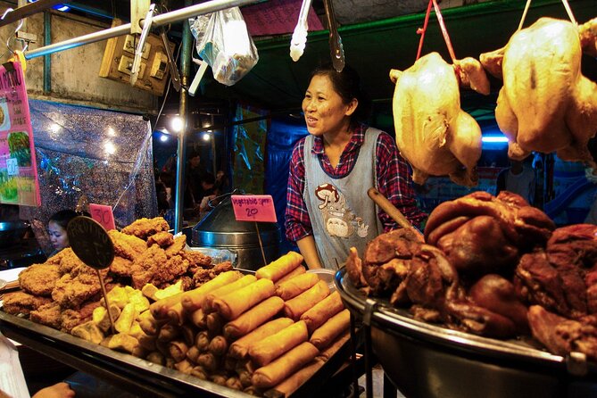 Chiang Mai: Tuk-Tuk Evening Tour with Temples & Street Foods - Wat Suan Dok: Flower Garden Temple, White Chedis, and a 48-Meter Pagoda