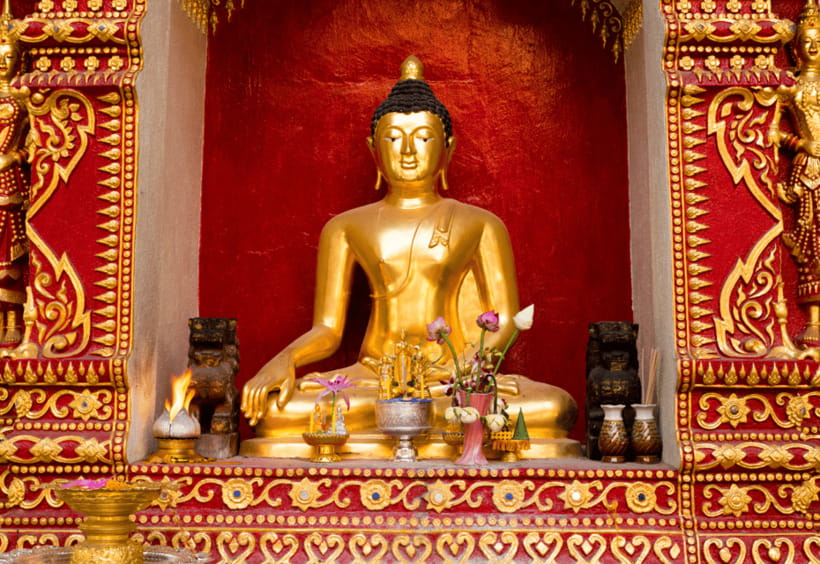 Chiang Mai Tuk Tuk: Old City Private Day Tour - Private tuk-tuk pickup and the 10:00 to 13:00 timing