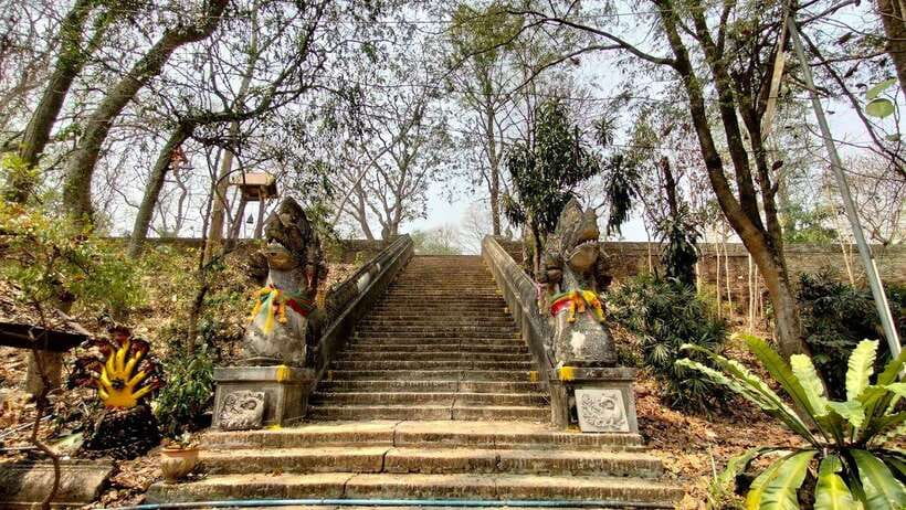 Chiang Mai:Wat Phra That Doi Suthep & Wat Umong Evening Tour - Price and Value: What $24 Gets You, and What Costs Extra