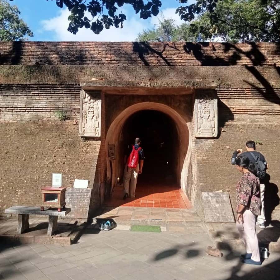 Chiang Mai: Wat Umong, Wat Pha Lat And Wat Doi Suthep Tour - Morning Pickup in Chiang Mai, Then Up Toward Doi Suthep