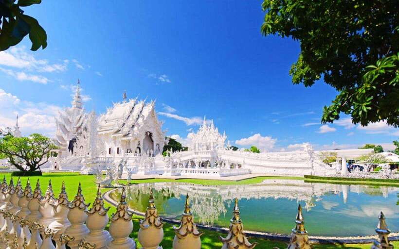 Chiang Mai: White, Blue & Big Buddha Temples in Chiang Rai - Wat Rong Khun: The White Temple and Its Sparkling Outside