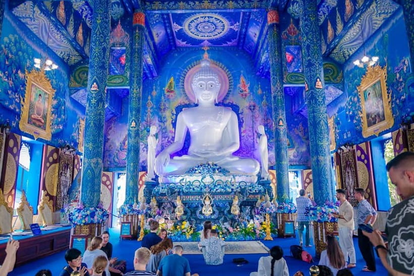 Chiang Mai: White, Red/Black & Blue Temples Tour with Lunch - Key highlights that matter on the ground