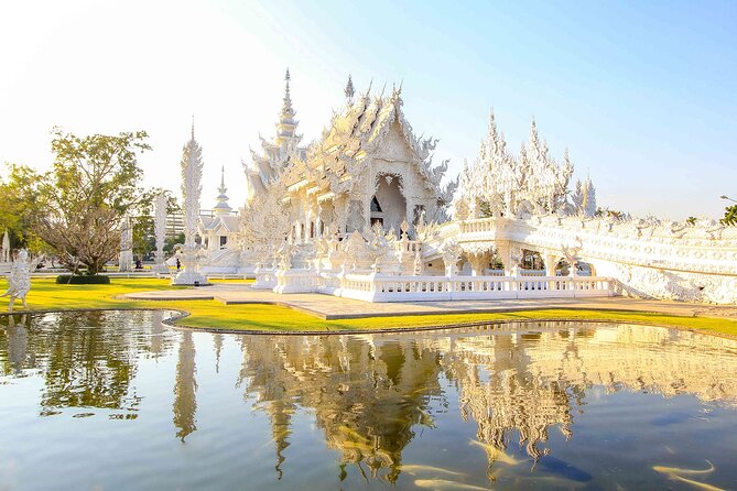 Chiang Rai Full Day Tour with Boat Trip and Longneck Village - Golden Triangle boat trip: history at the border, views from the water