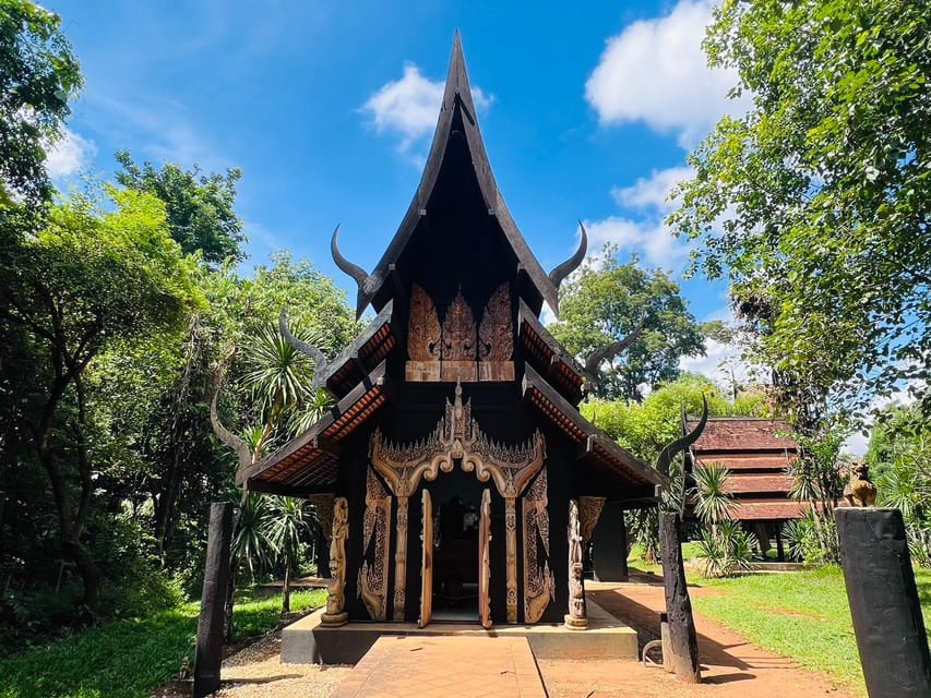 Chiang Rai:Private Transfer to Chiang Mai with Temples Visit - Wat Rong Khun, The White Temple’s 1-Hour Photo and Art Session