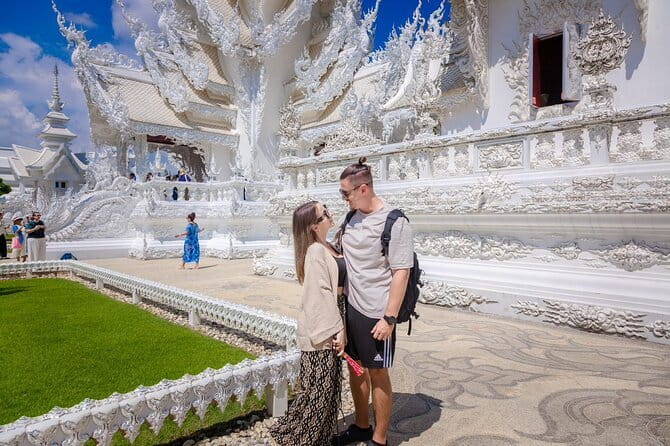 Chiang Rai Temples Day Trip with Lalita Cafe from Chiang Mai - Hotel M Chiang Mai pickup and how the route feels on the road