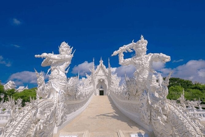 Chiang Rai Temples Plus Golden Triangle Private Hire With Guide - Getting there from Chiang Mai: comfort, timing, and early starts