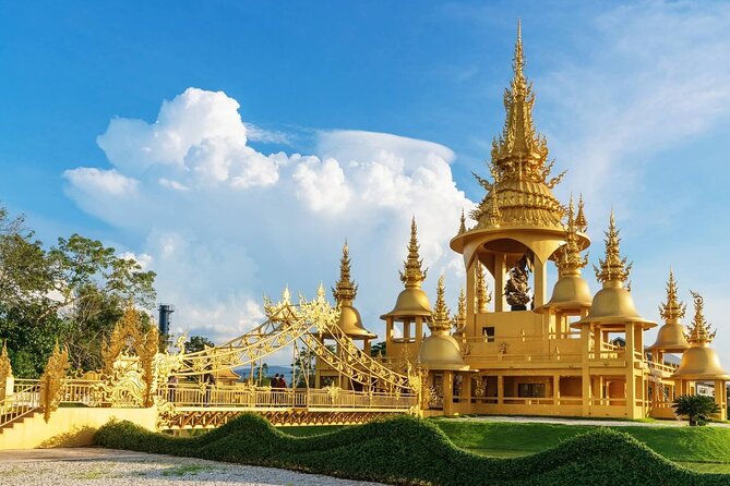Chiang Rai Temples Plus Golden Triangle Private Hire With Guide - Quick reset stops en route: Mae Kachan Hot Springs and Doi Chaang Café