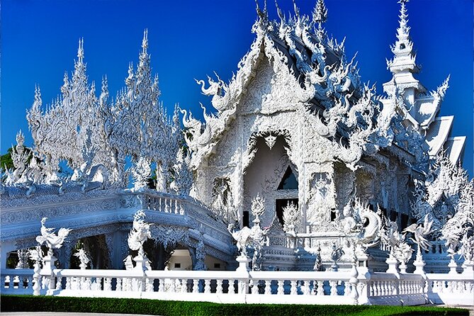 Chiang Rai Temples Private Tour from Chiang Mai - All Inclusive - Mae Khachan Hot Spring, a short reset before the temples