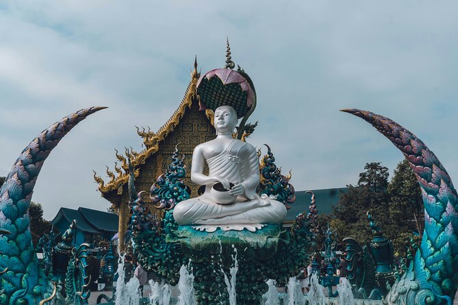 Chiang Rai Tour White Temple Golden Triangle Boat Ride to Laos - Wat Rong Khun (White Temple): why the sparkle is the point