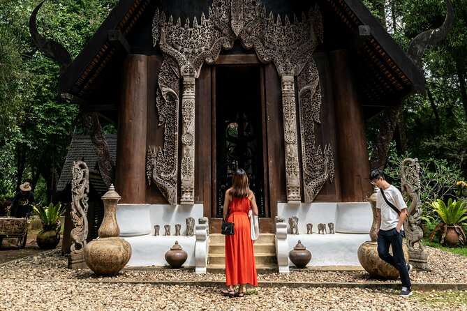 Chiang Rai Tour White Temple Golden Triangle Boat Ride to Laos - Lunch in Chiang Rai: refuel without losing momentum