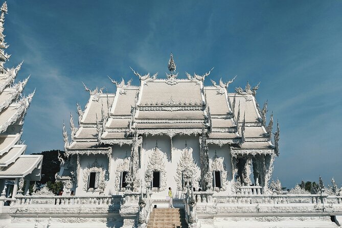 Chiang Rai Tour White Temple Golden Triangle Boat Ride to Laos - Mae Khachan Hot Spring: a quick stop with a real spectacle