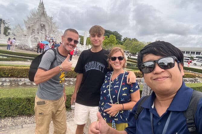 ChiangMai 1DayTour:Elephant Sanctuary,king&queen pagoda,waterfall - The rhythm after elephants: lunch, then a drive to Thailand’s high point