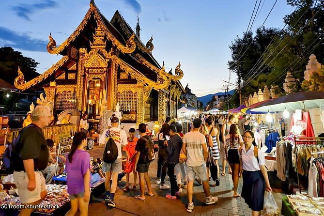 ChiangMai 1DayTour:Elephant Sanctuary,king&queen pagoda,waterfall - Group size, vehicle comfort, and how to pace yourself