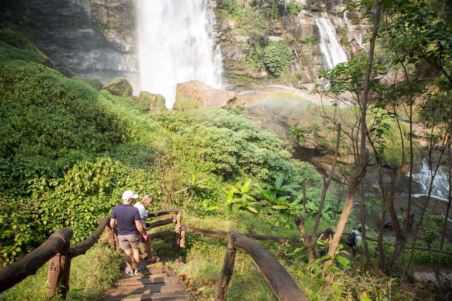 ChiangMai: Doi Inthanon Summit, Waterfalls & Hill Tribe Tour - Getting to the top: Doi Inthanon summit timing and views