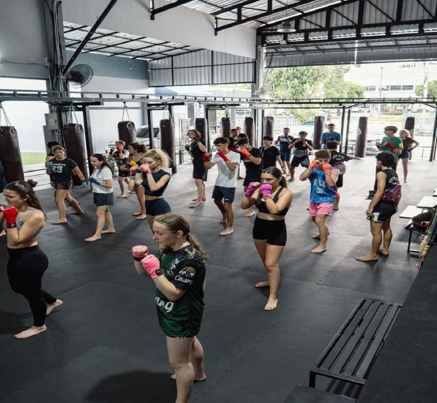 Chiangmai : Muay Thai Training academy - Coaching Style: Traditional Techniques With Patient, Direct Feedback