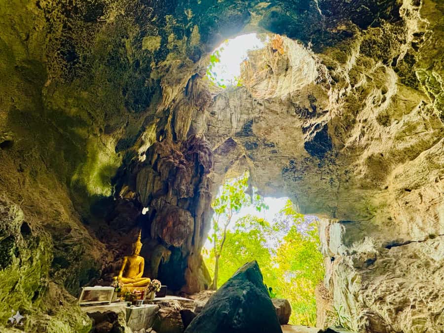 Chiangmai : Rainbow Cave , Unseen Canyon and Lanna temple - Key things I’d mark on your map