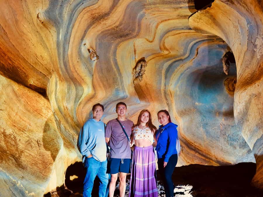 Chiangmai : Rainbow Cave , Unseen Canyon and Lanna temple - Rainbow Cave and the colorful rock formations you can actually take in