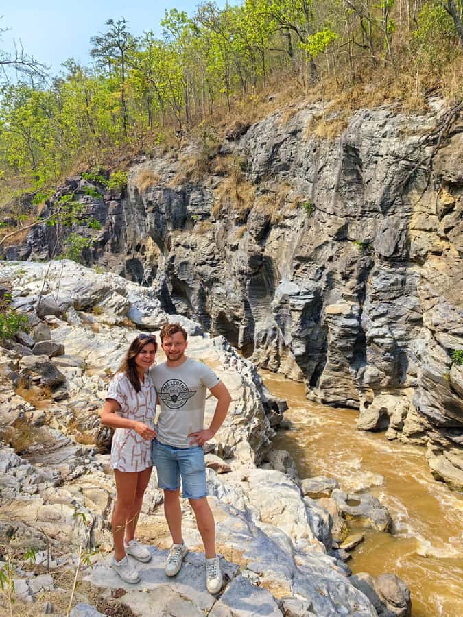 Chiangmai : Rainbow Cave , Unseen Canyon and Lanna temple - Ob Kahn, a narrow valley walk with stream views and climbing lookouts