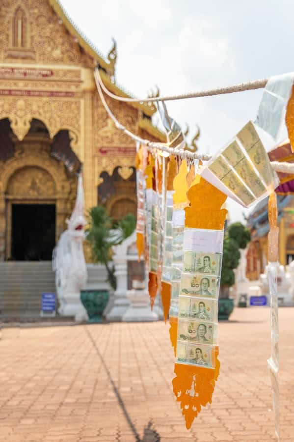 Chiangmai : Sticky waterfall & Land of angels & Wat ban den. - How pickup and the small group change your day