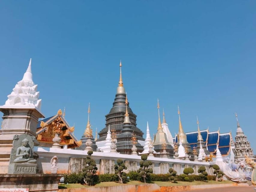 Chiangmai : Sticky waterfall & Land of angels & Wat ban den. - Lunch at a local spot: simple, included, and worth it