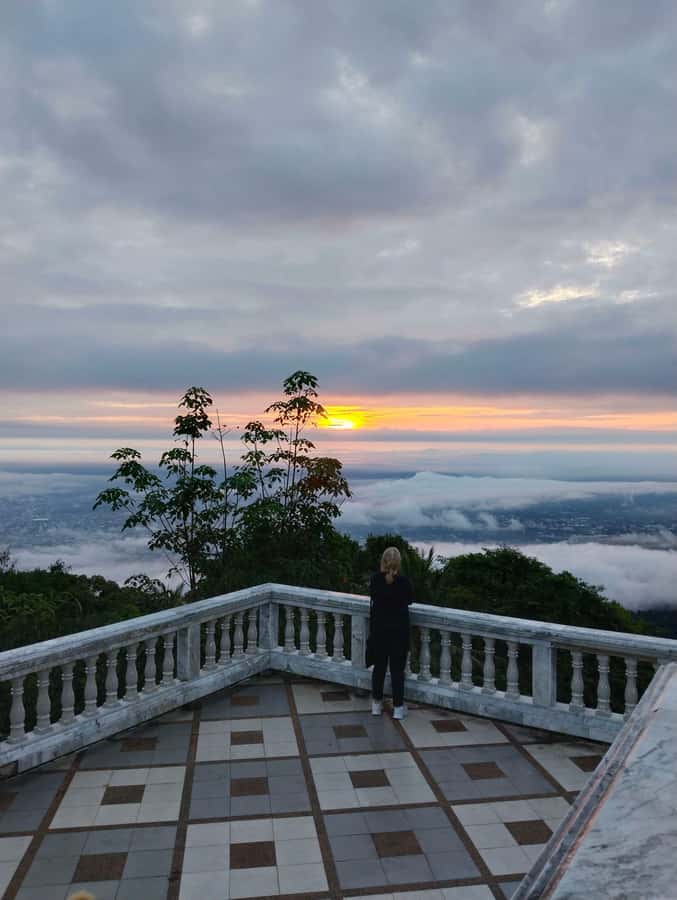 Chingmai Sunrise Hike & Cultural Traditions - Almsgiving With Monks, A Small Ritual You Should Do Respectfully