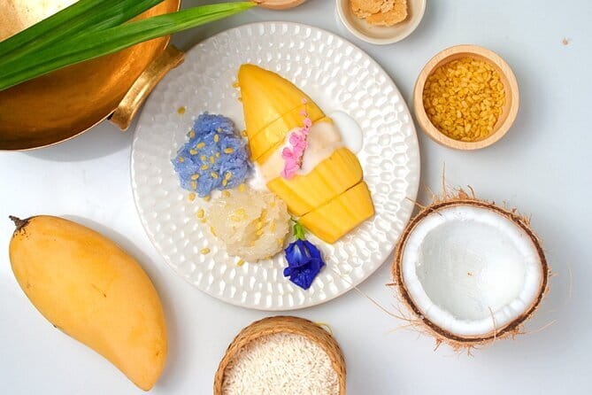 Cook Local Northern Thai Food in Traditional House - Traditional cooking techniques: tools that teach flavor