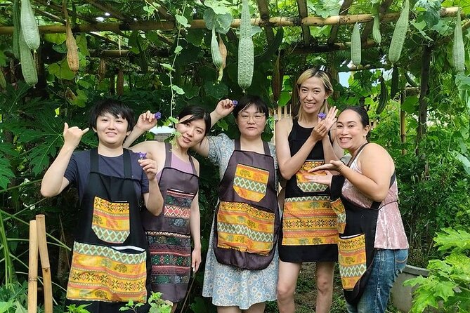 Cooking class in organic garden and local market tour ThaiCottage - The Local Market Tour: Buying Ingredients You Can Recognize Later
