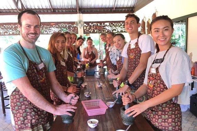 Cooking Morning Class Chiang Mai Visit Organic Garden and Market - Your personalized six-course Thai lunch (and how choosing works)