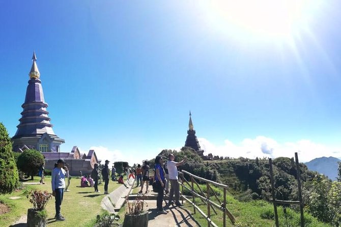 Doi Inthanon Day Trip:Twin Pagodas,Soft Hiking,Coffee Plantation - Pickup to the Park: How the 11-Hour Day Stays Manageable