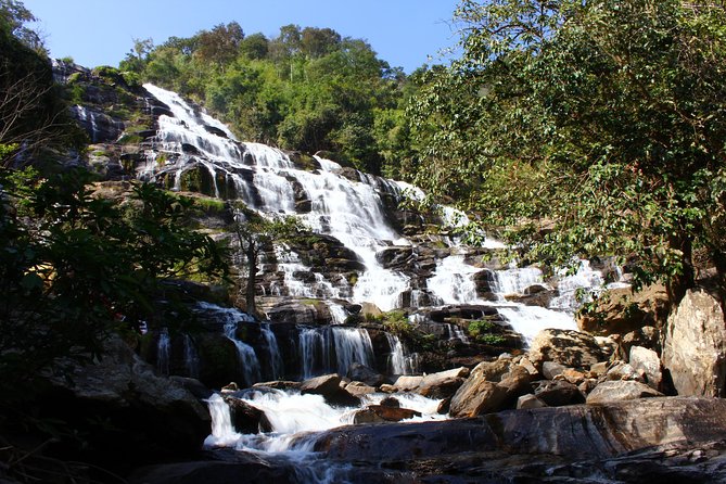 Doi Inthanon National Park including Lunch from Chiang Mai - Doi Inthanon summit area and the Twin Royal Stupas you came for
