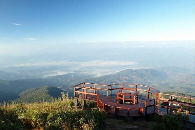 Doi Inthanon National Park with Nature Trail Trekking 1-Day Tour - Hmong Market and Quick Local Bites: Colorful, Short, Useful
