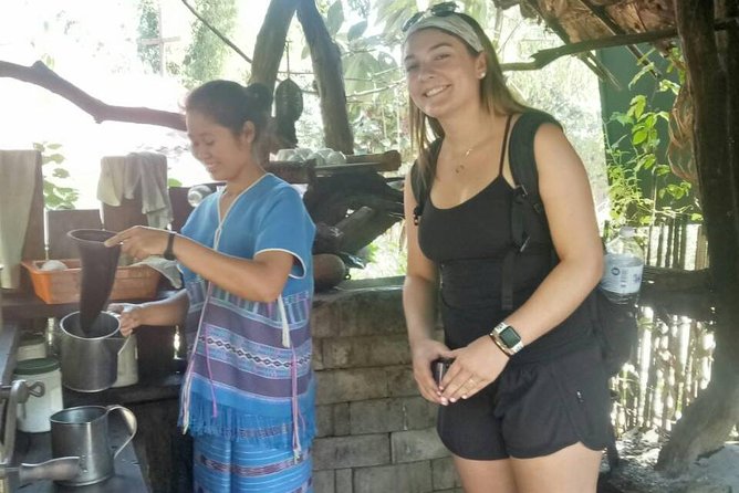 Doi Inthanon Private Tour with Trek & Lunch from Chiang Mai - Ban Mae Klang Luang: Coffee, Tribe Culture, And Handicraft Time