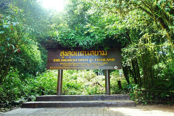 Doi Inthanon Waterfall and Royal Project Chiang Mai - Pickup, vehicle ride, and how the day gets scheduled