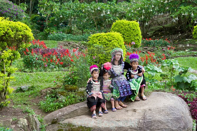Doi Suthep and Hmong Hilltribe Half Day Tour in Chiang Mai - Stop 1: Arriving at Wat Doi Suthep Area and Getting Your Bearings