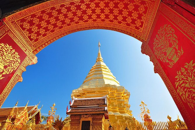 Doi Suthep and Hmong Hilltribe Half Day Tour in Chiang Mai - Stop 2: Wat Phra That Doi Suthep, 300+ Steps, and the 360 Views