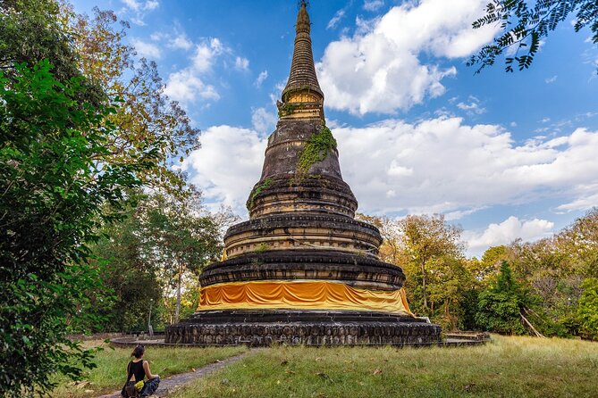 Doi Suthep and Wat Pha Lat Sunrise Tour (Small Group Only) - Wat Umong: 700-year-old tunnels, forest calm, and a chedi worth pausing for
