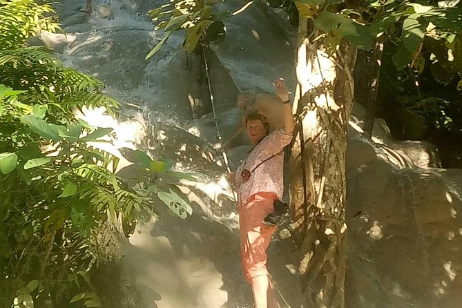 Doi Suthep Temple and Bau Thong Waterfalls Private Tour - Karen Long Neck Village: a cultural stop that asks for respectful curiosity