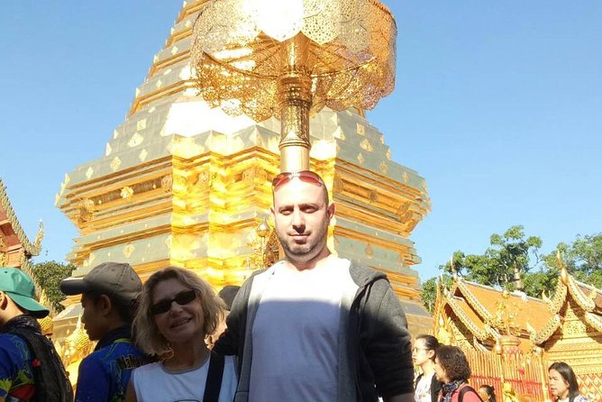 Doi Suthep Temple and Bau Thong Waterfalls Private Tour - Bai Orchid and Butterfly Farm: lunch, a breather, and photo time