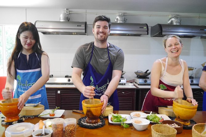 Evening Cooking Class - Cooking Thai Dishes Step by Step: Learn the Method, Not Just the Recipe