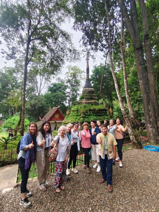 Ex-monk city & temples walking tour: (3.5 hours / 1.7 km.) - Meeting Point Details That Save You Time