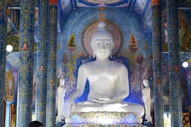 Exclusive Chiangrai White Temple, blue temple, black house. - Wat Rong Seua Ten, the Blue Temple and its still-being-built feeling