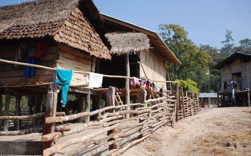 From Chiang Mai: Chiang Dao Cave & 5 Hill Tribe Villages - Five hill tribe villages: Akha, Meo, Lisu, Palong, Karen