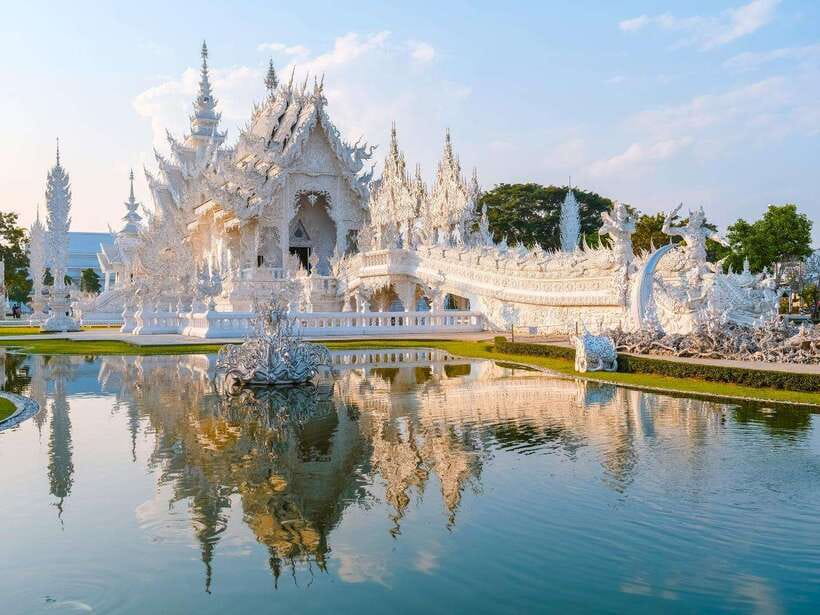 From Chiang Mai: Chiang Rai Famous Temples Guided Tour - Mae Kachan Hot Spring: Short Visit, Big View Reward