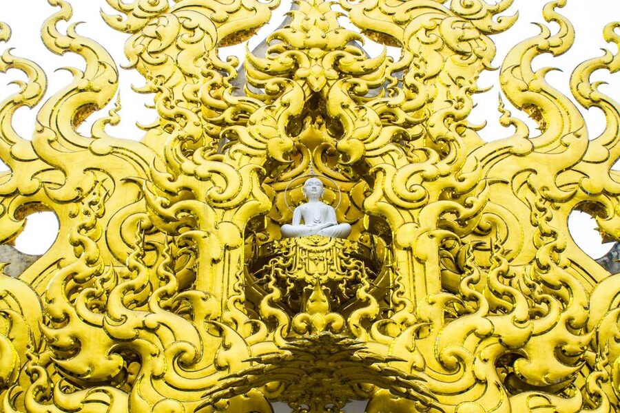From Chiang Mai: Chiang Rai Guided Day Trip - The guide and the group size: small group is the real value