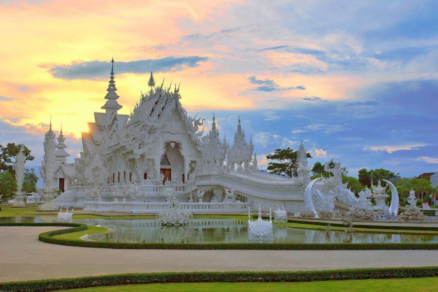 From Chiang Mai: Chiang Rai's Temples Exploration Day Trip - The cultural extras you might see, like Long Neck villages or Big Guan Yin