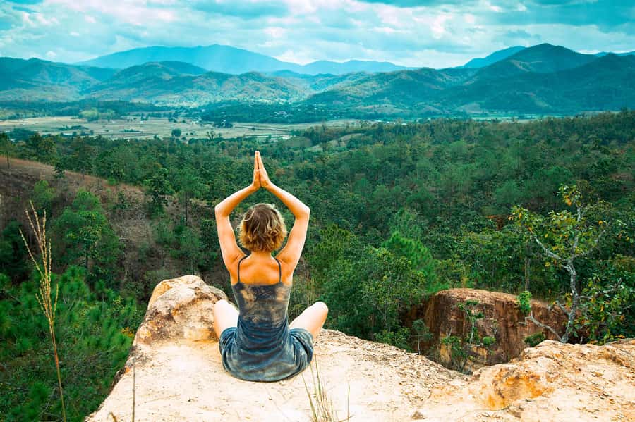 From Chiang Mai: Day Tour to Pai Highlights by Private Car - The driver and how guided the day feels