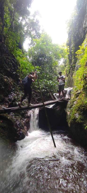From Chiang Mai: Doi Saket Hiking Tour with Lunch - The Way Back: Natural Bridges, Bamboo Groves, and Fruit Tree Calm