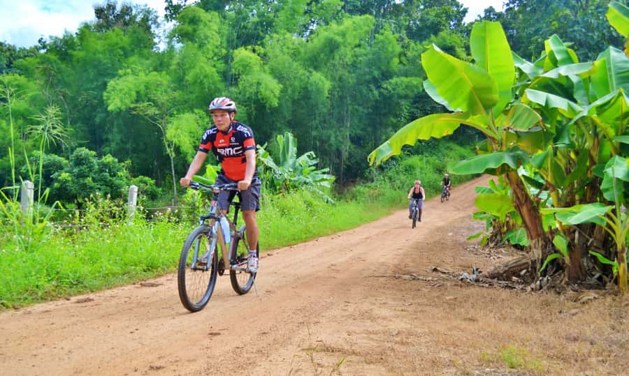 From Chiang Mai: Mae Taeng Valley Hike & Bike Day Trip - Who this trip suits best, and who should choose something else