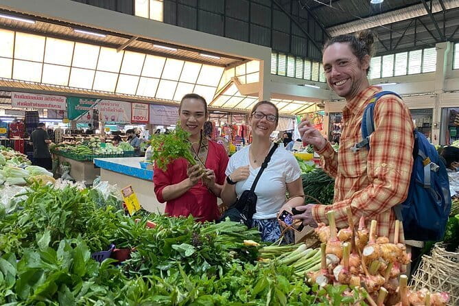 Full Day Thai Cooking and Bua Thong Waterfall in Chiang Mai - Coconut Shell Thai Food Stop: Where the Morning Gets Organized