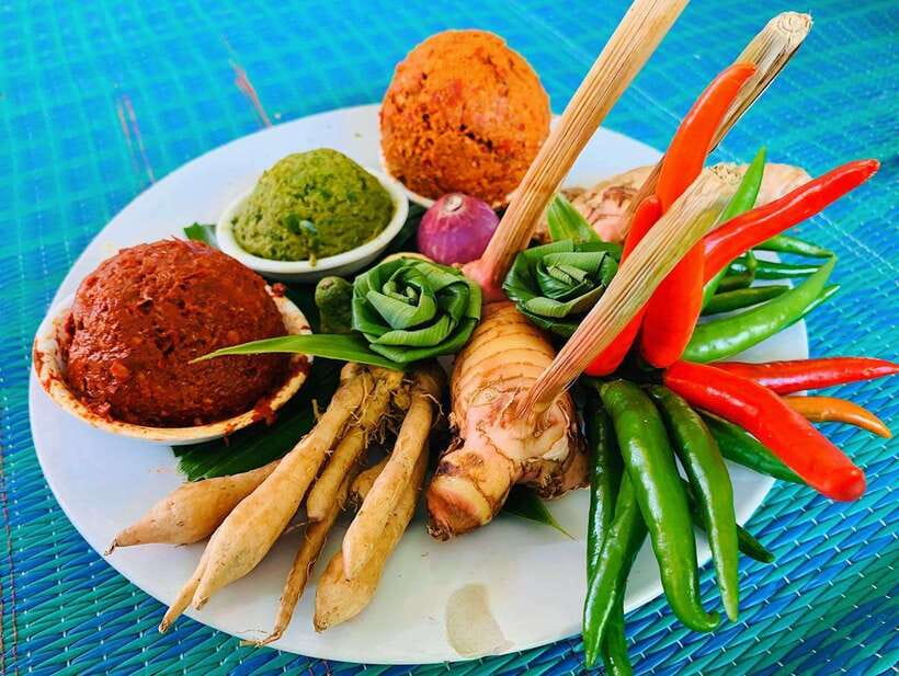 Full Day Thai Cooking Class in Organic Farm and Market - Cooking 5 to 6 Thai classics, from Som Tum to curry